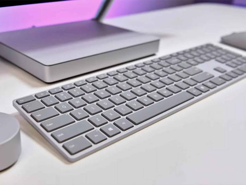 راهنمای تنظیمات کیبورد سرفیس | شخصی‌سازی و بهینه‌سازی برای استفاده بهتر